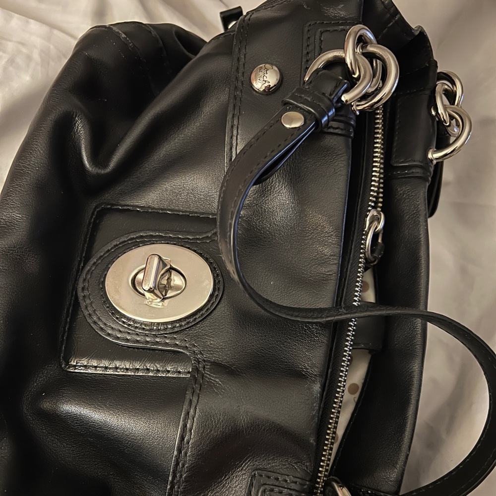 Coach purse - Picture 4 of 4